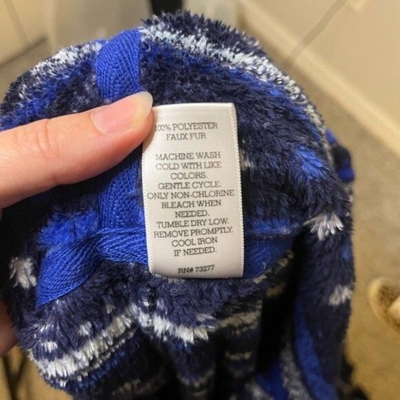 SO Intimates Blue Faux Fur Zip Up Onesie Size Small Juniors - Picture 5 of 5